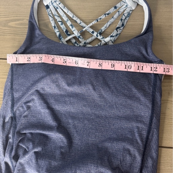 Lululemon Wild Tank - Picture 4 of 8